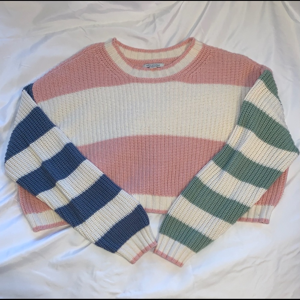 American Eagle Sweater